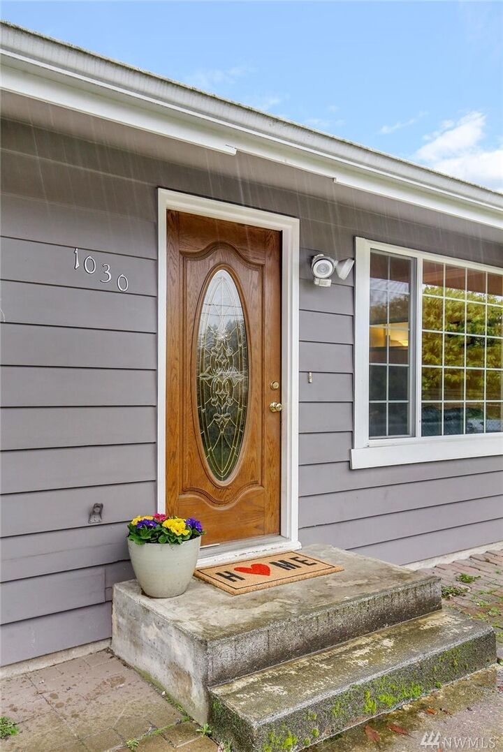 Property Photo: 1030 118th Place SE WA 98208