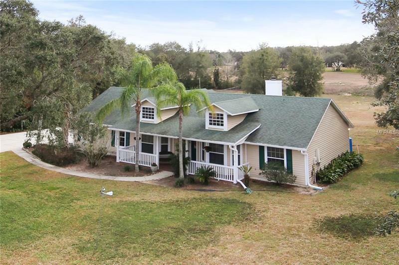 Property Photo:  536 Spring Hollow Boulevard  FL 32712 