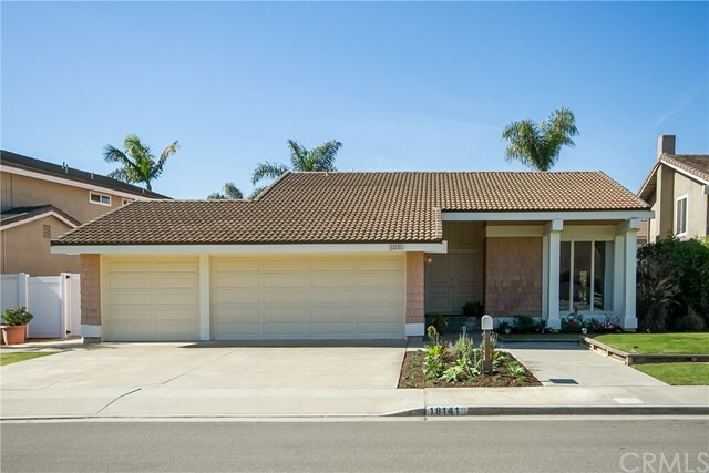 Property Photo:  18141 Lakepoint Lane  CA 92647 