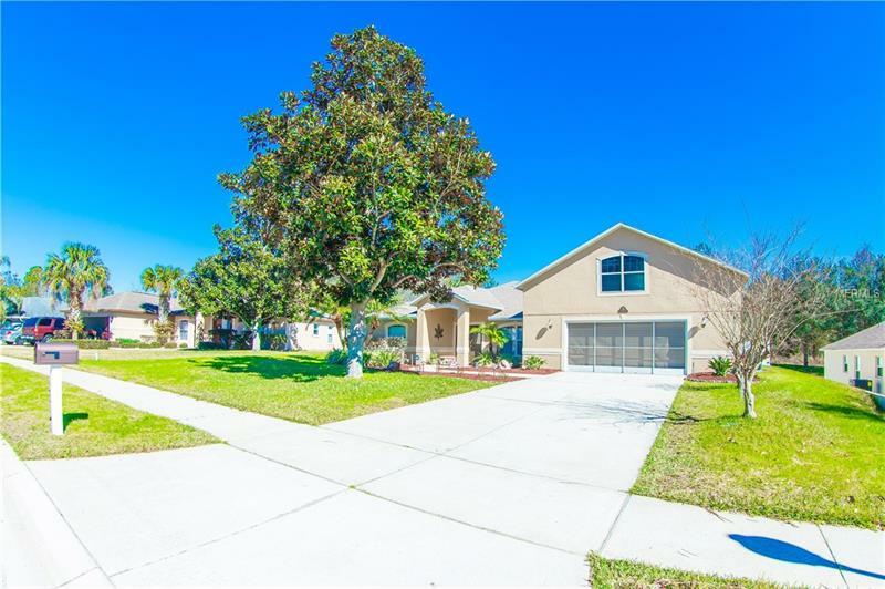 Property Photo:  724 Westview Drive  FL 34715 