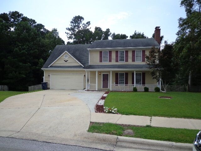 Property Photo:  122 Archdale Drive  NC 28546 