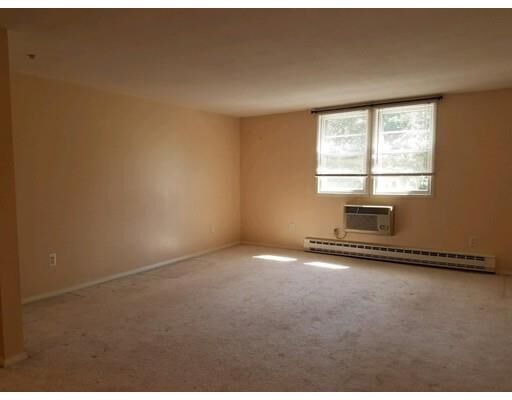 Property Photo:  870 Haverhill St 23C  MA 01969 