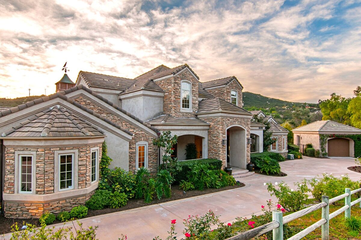 Property Photo:  15090 Saddlebrook  CA 92064 