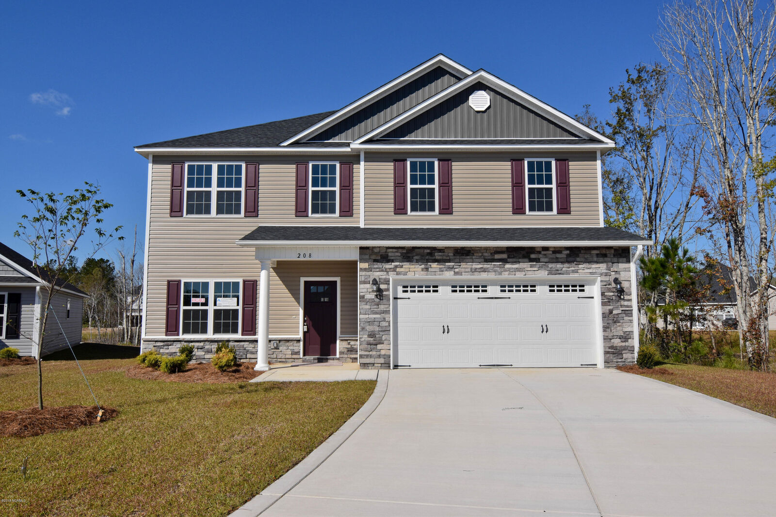 Property Photo:  208 Messenger Court  NC 28546 