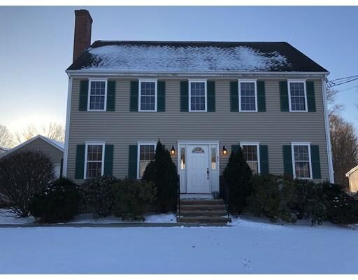 Property Photo:  91 School St  MA 01701 