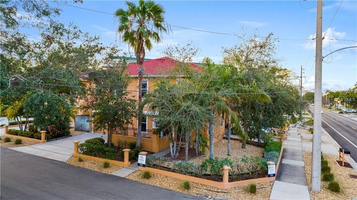 Property Photo:  501 Barcelona Avenue  FL 34285 