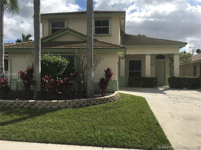 Property Photo: 7869 Manor Forest Ln FL 33436