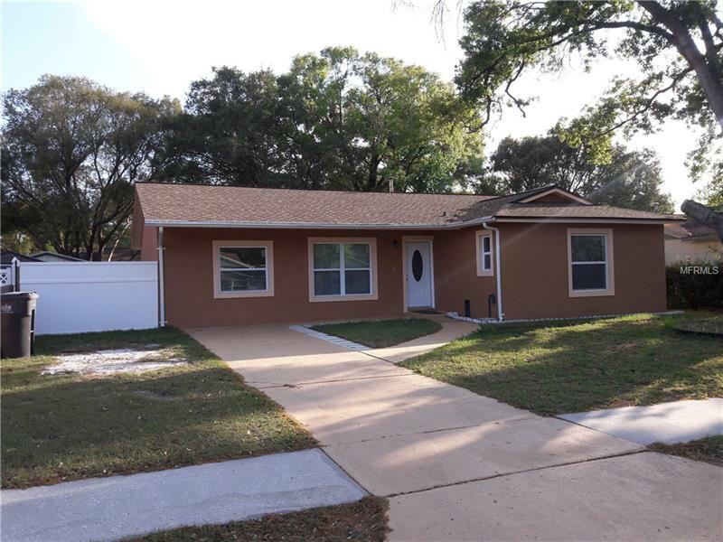 Property Photo:  117 Sheryl Lynn Drive  FL 33510 