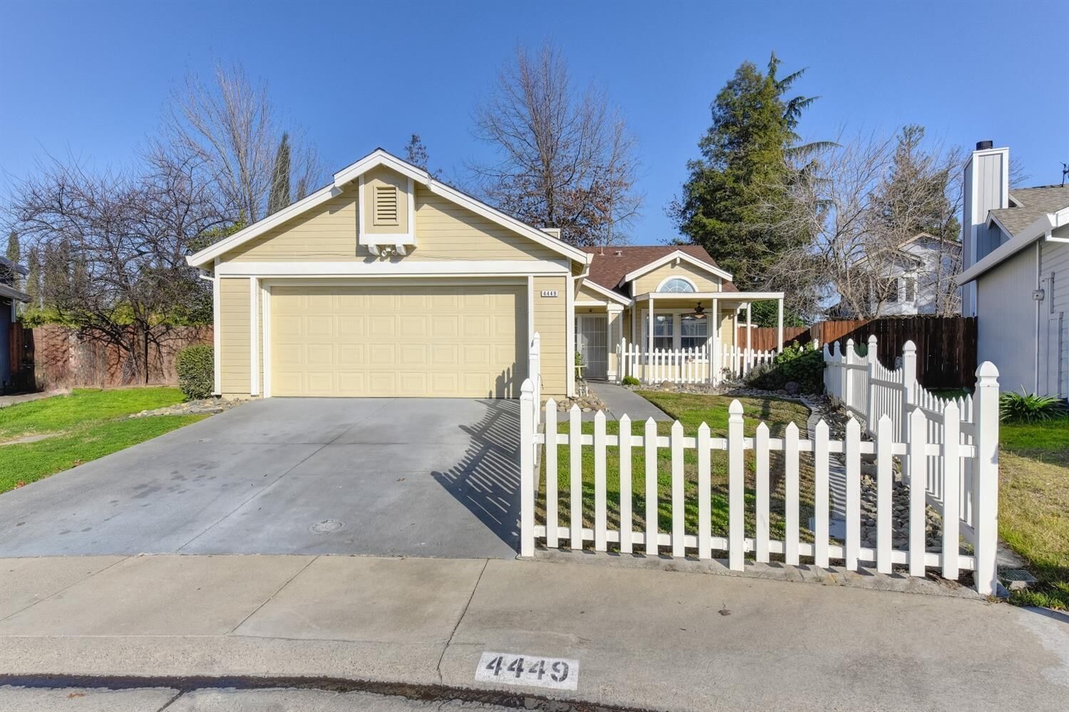 Property Photo:  4449 Country Run Way  CA 95843 