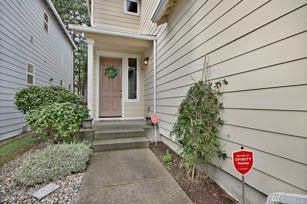 Property Photo: 19114 96th Av Ct E WA 98375