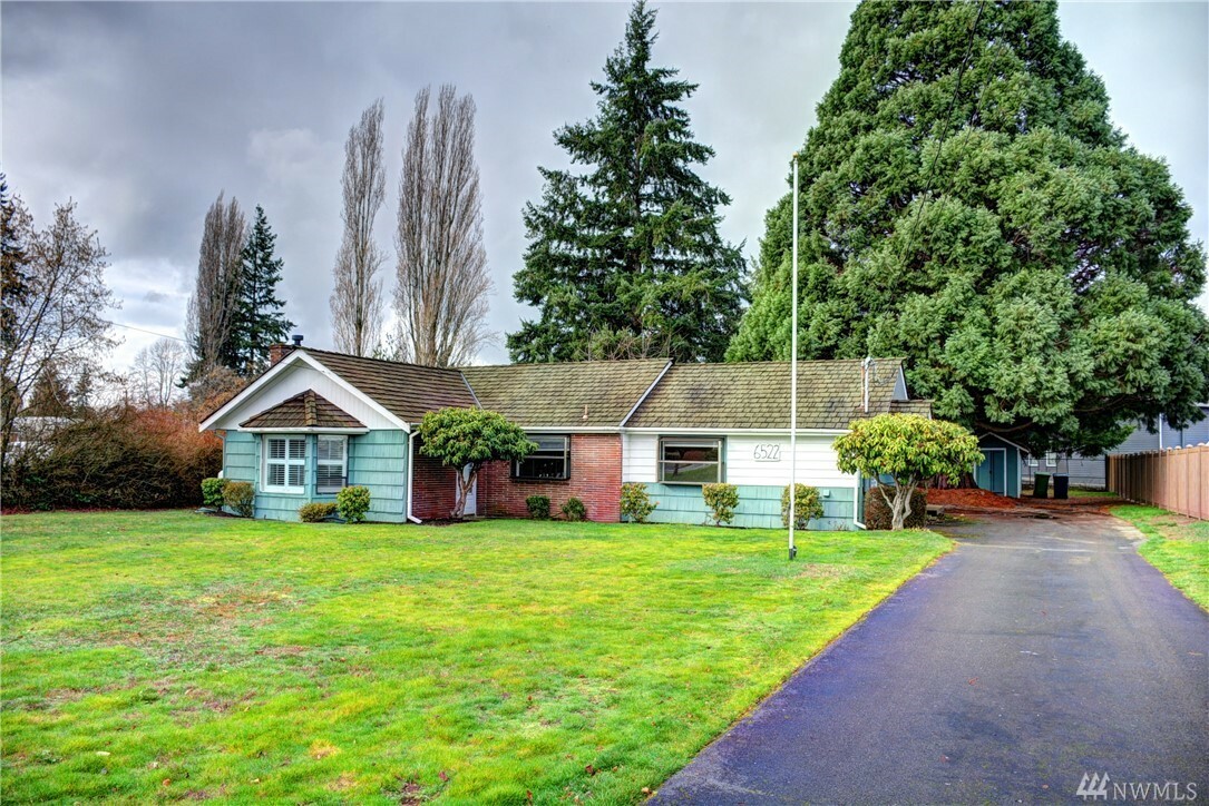 Property Photo:  6522 Armar Rd  WA 98270 