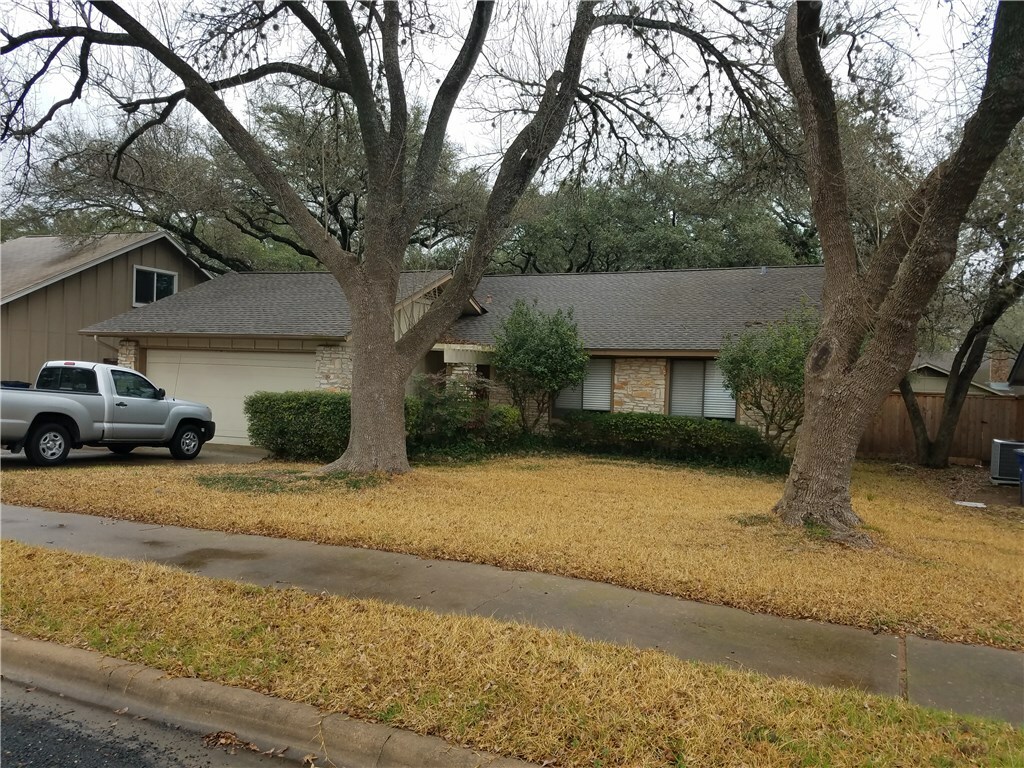 Property Photo:  11713 Shoshone Drive  TX 78759 