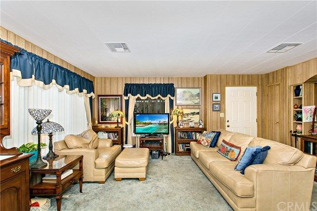 Property Photo:  601 N Kirby St 350  CA 92545 