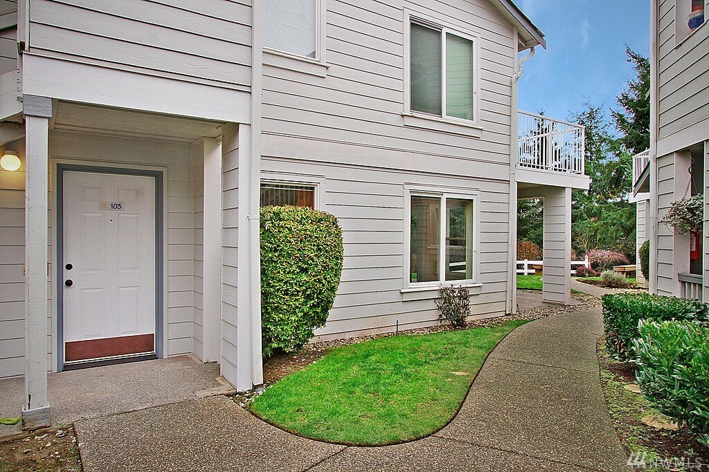 Property Photo: 5731 12th Ave W I103 WA 98203