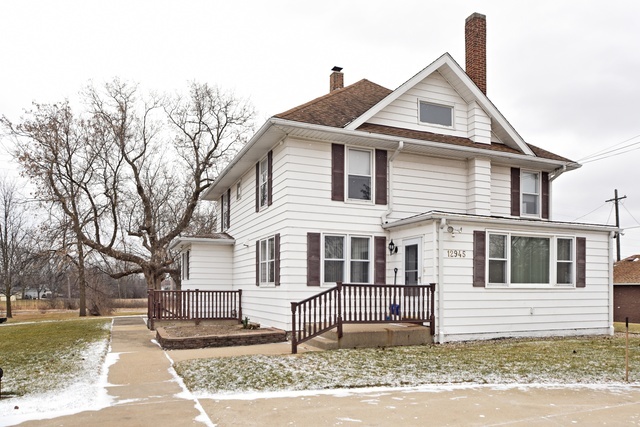 Property Photo: 12945 Highland Avenue IL 60087