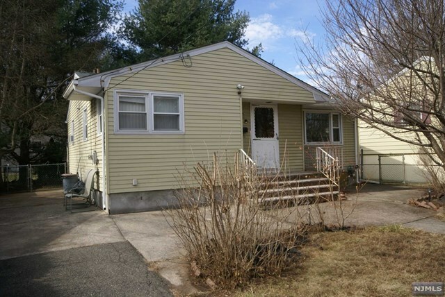 Property Photo:  29 Linden Road  NJ 07470 