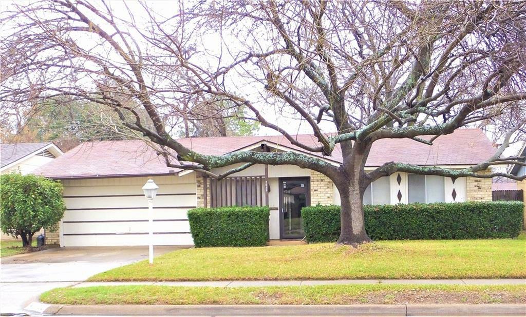Property Photo:  2029 Meadow Lark Lane  TX 75060 