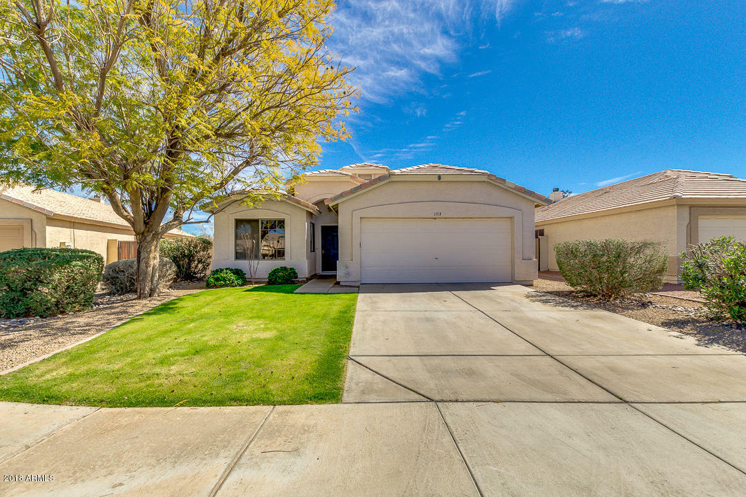 Property Photo:  1713 S Buchanan Street  AZ 85233 