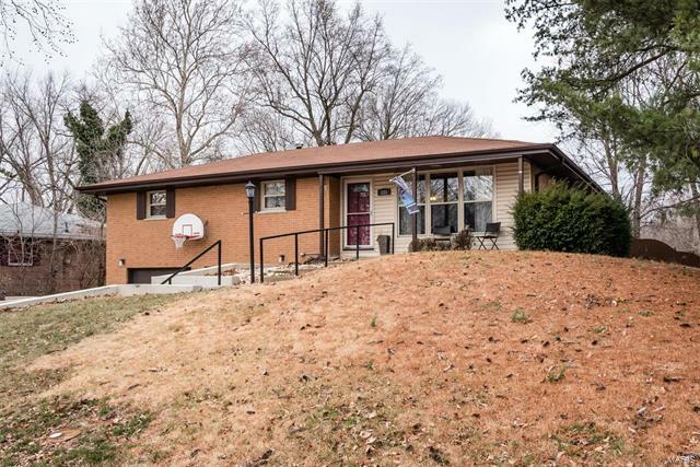 Property Photo: 121 Pamela 62223