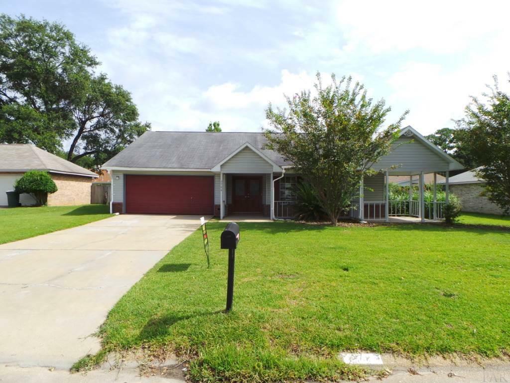 Property Photo:  2786 Chickering Rd  FL 32514 