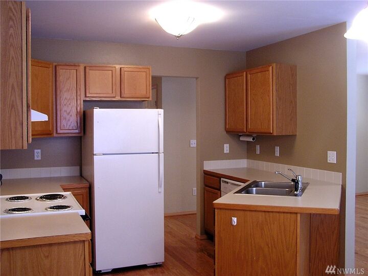 Property Photo:  589 Eastmont Ave C  WA 98802 