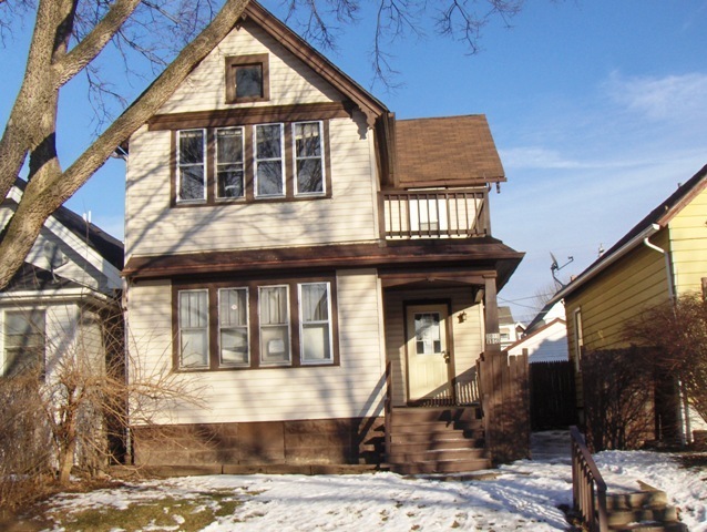 Property Photo:  2010 S 33rd St  WI 53215 