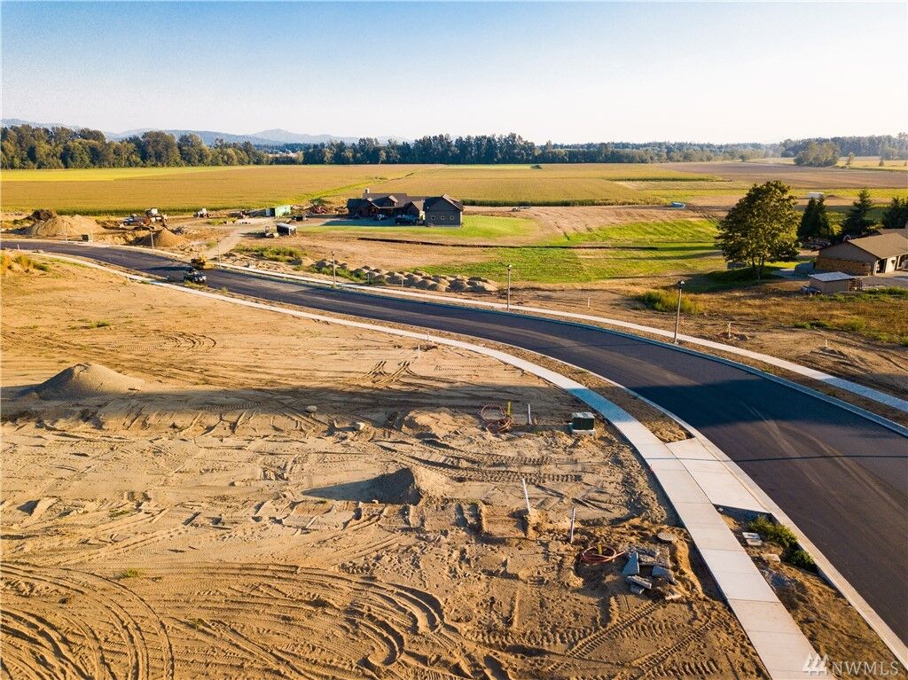Property Photo: 1758 Farmview Terr WA 98264