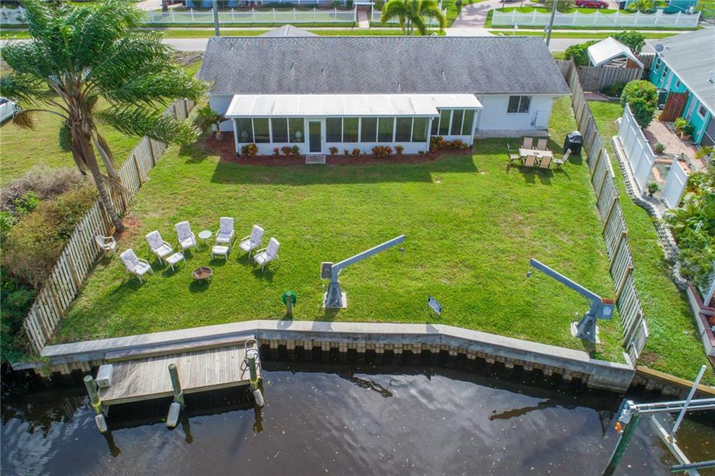 Property Photo:  1639 SW Dyer Point Road  FL 34990 