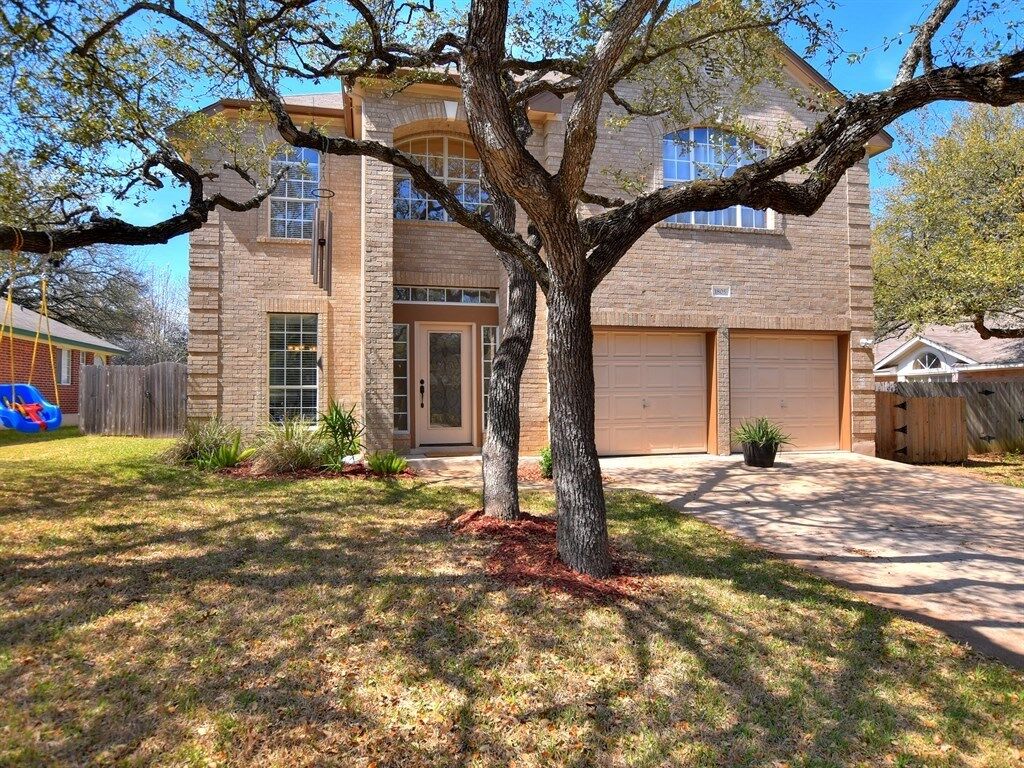 Property Photo:  1805 Edelweiss Drive  TX 78613 