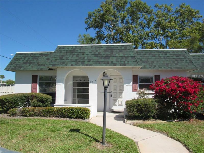 Property Photo: 4212 35th Avenue W 4212 FL 34205