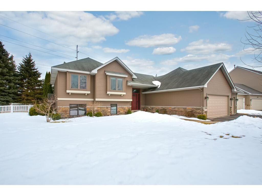 Property Photo:  17271 Rosalla Drive  MN 55346 