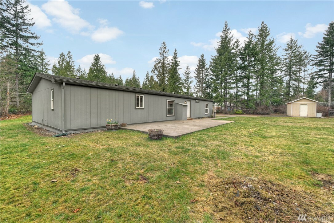 Property Photo:  376 W Lillie Rd  WA 98541 