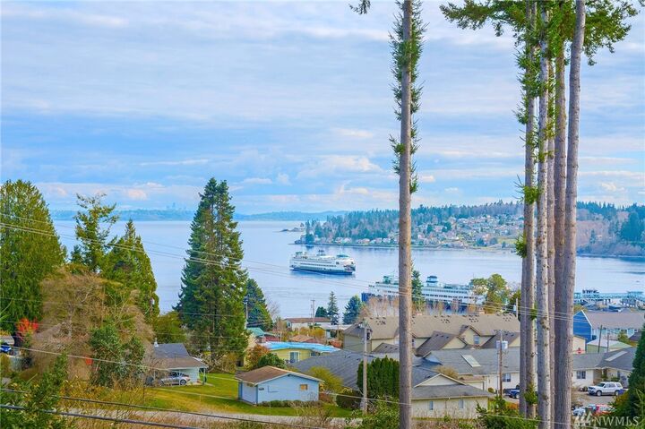 Property Photo:  26291 Pennsylvania Ave NE 204  WA 98346 