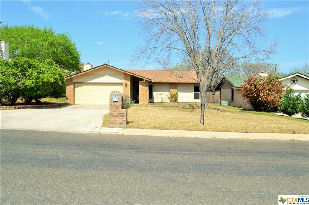 Property Photo:  611 Frontier Trail  TX 76548 