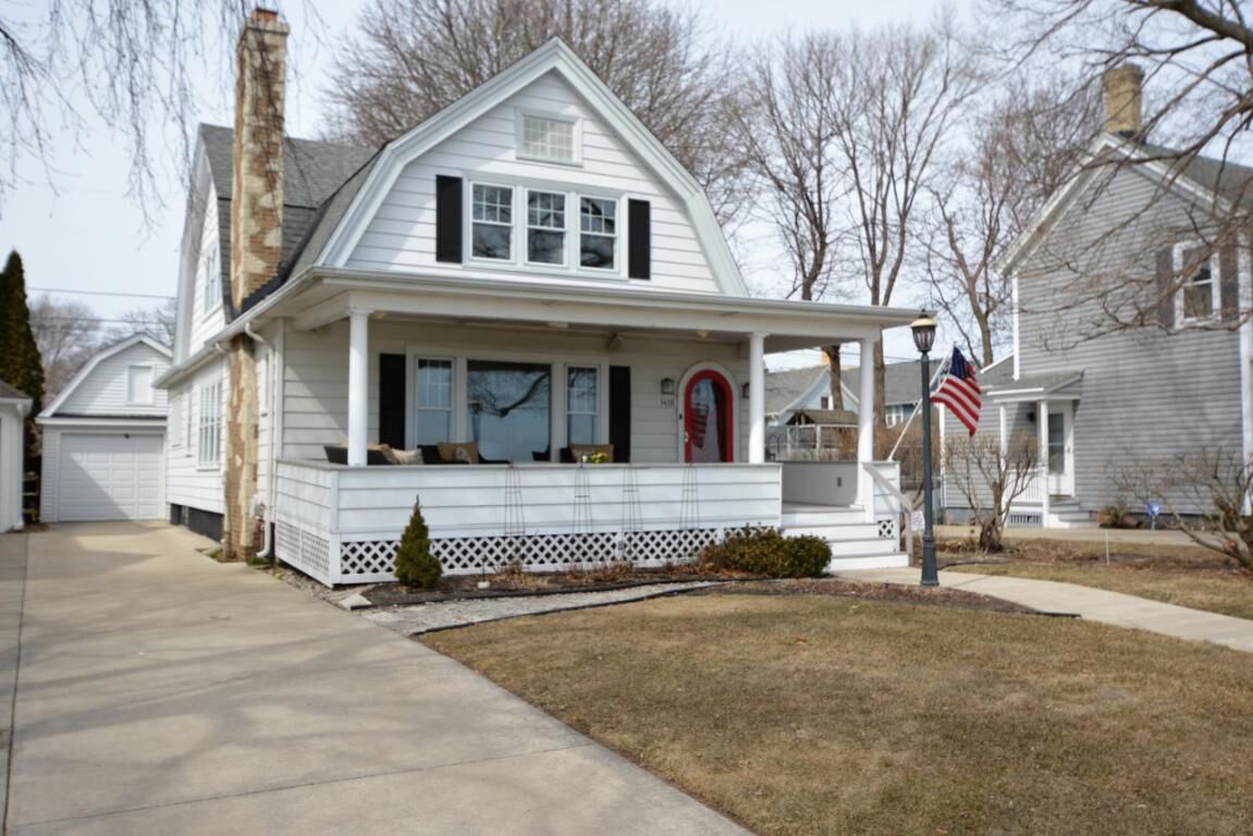 Property Photo: 1416 Main St WI 53403