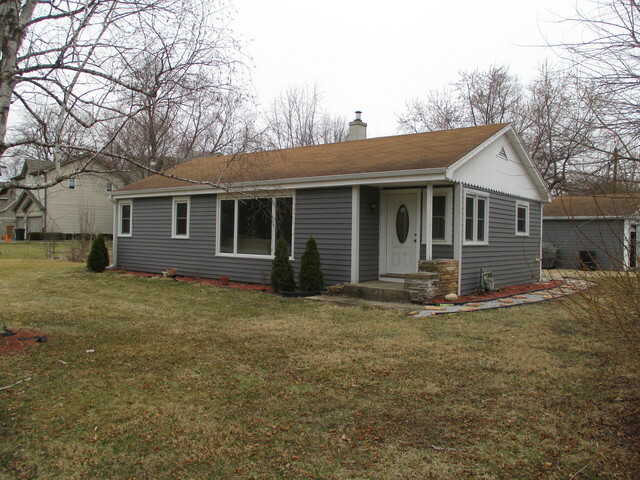 Property Photo: 21W674 Thorndale Avenue IL 60157
