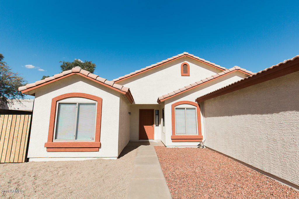 Property Photo:  2725 N 90th Drive  AZ 85037 