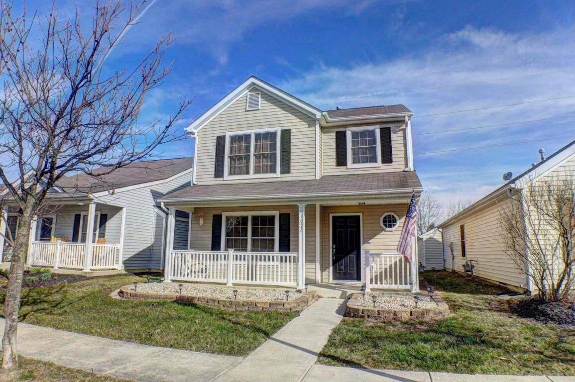 Property Photo:  5976 Signature Drive  OH 43119 