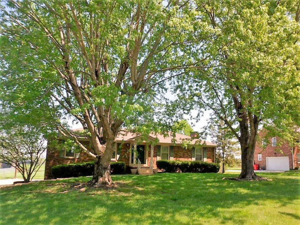 308 Farmbrook Circle  Frankfort KY 40601 photo