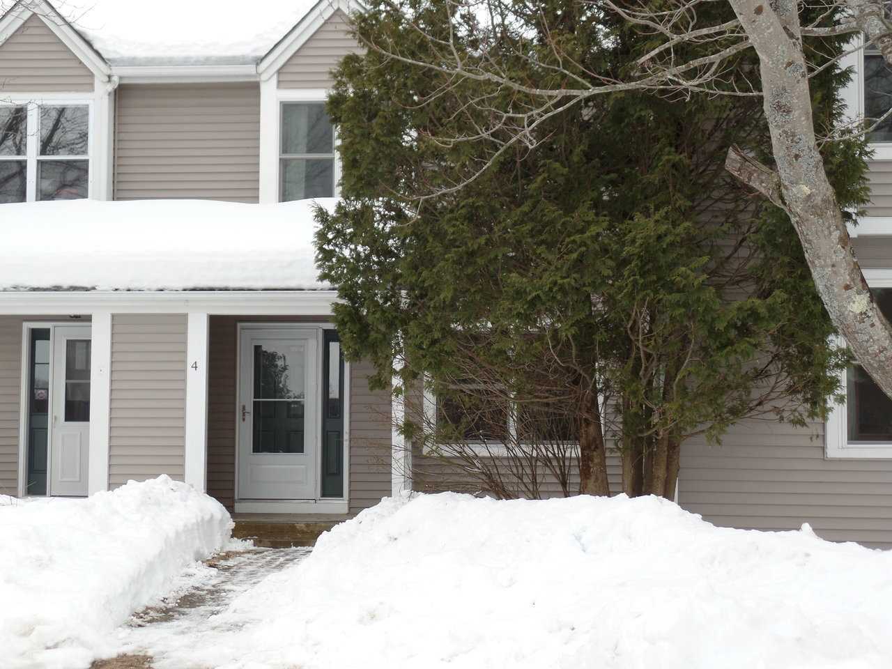 Property Photo:  77 West Country Club Drive 4  VT 05477 