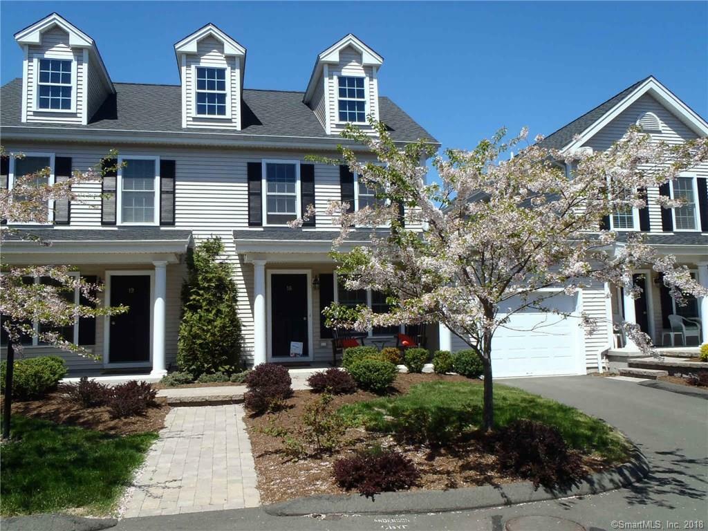 Property Photo: 18 West Sussex Place 18 CT 06443