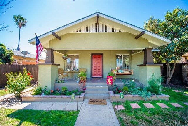 Property Photo:  718 W 8th Street  CA 92882 