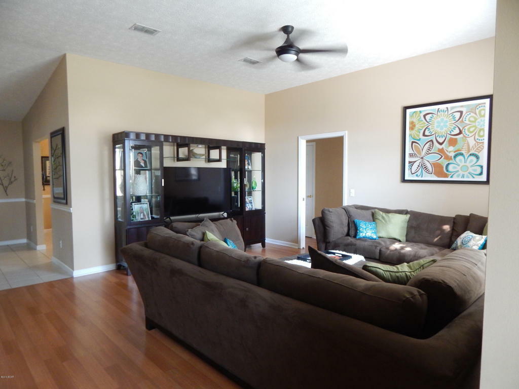 Property Photo:  316 Lyonia Lane  FL 32408 