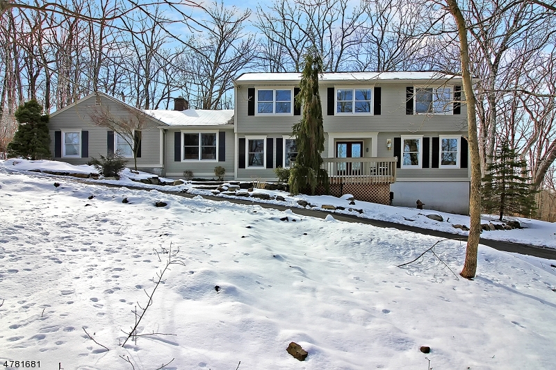 Property Photo:  960 S Shore Dr  NJ 07920 