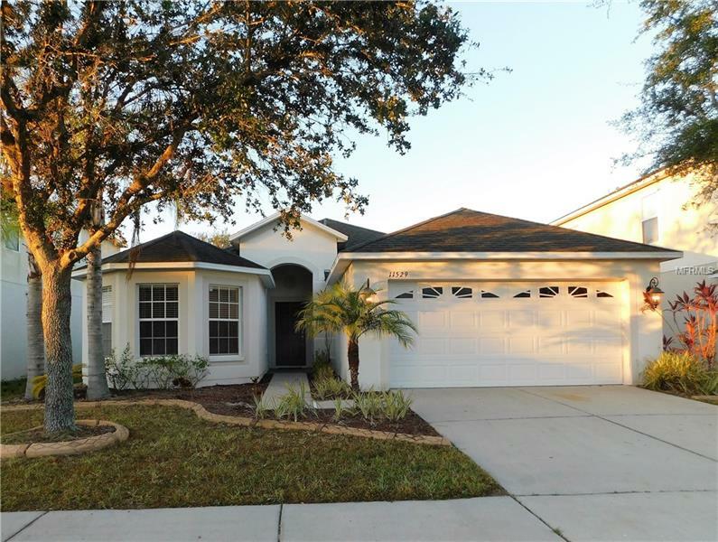 Property Photo: 11529 Addison Chase Drive FL 33579