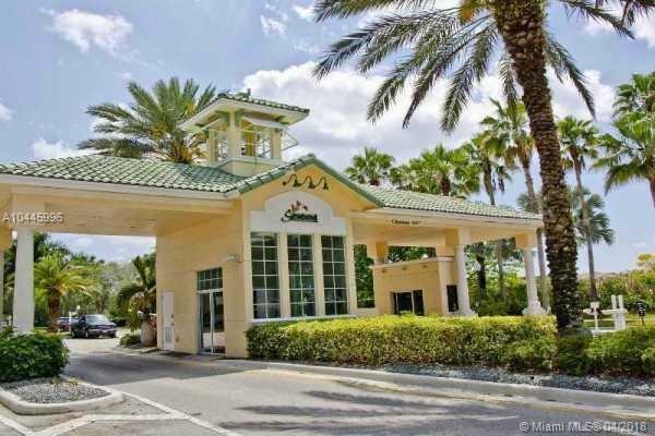 Property Photo:  1409 Sabal Trl  FL 33327 