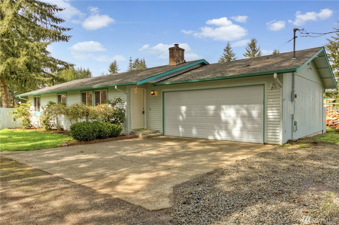 Property Photo:  2323 Friendly Grove Rd NE  WA 98506 