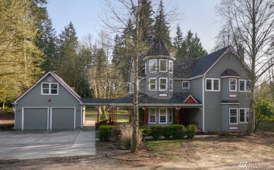 Property Photo: 2110 Amhurst St SE WA 98501