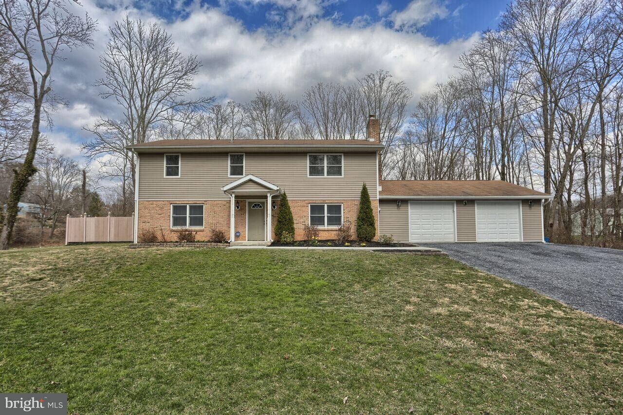 Property Photo: 212 Kings Highway PA 17053