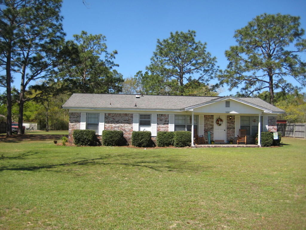 Property Photo:  5330 Hillcrest Road  FL 32539